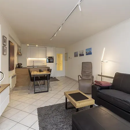 Appartement In Paradis Blankenberge