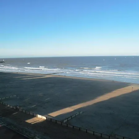 In Near Marina 公寓