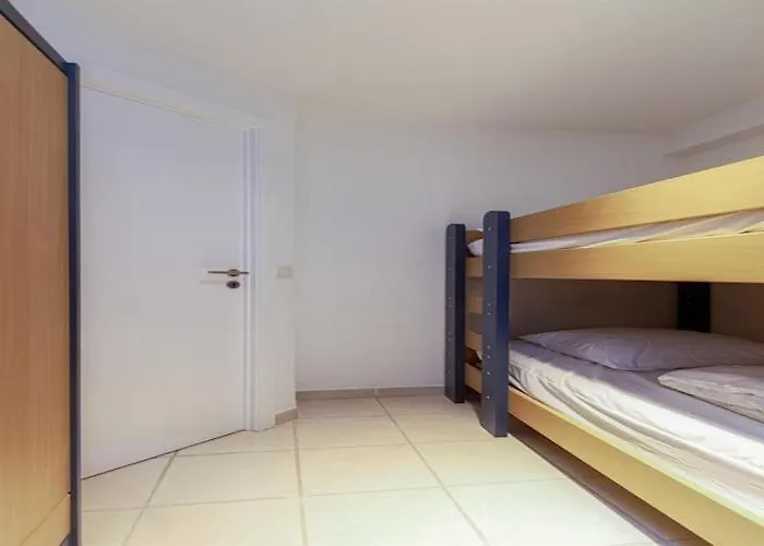 In Near Marina 公寓