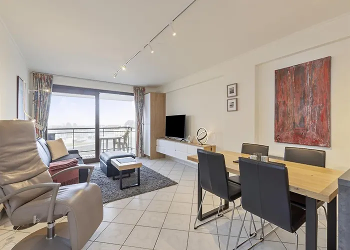 Daire In Near Marina