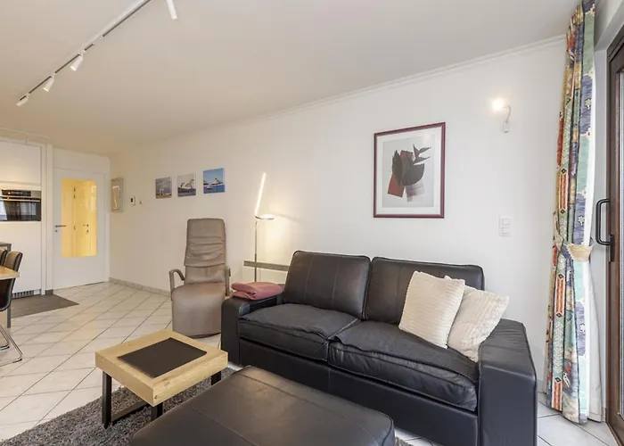 Daire In Near Marina