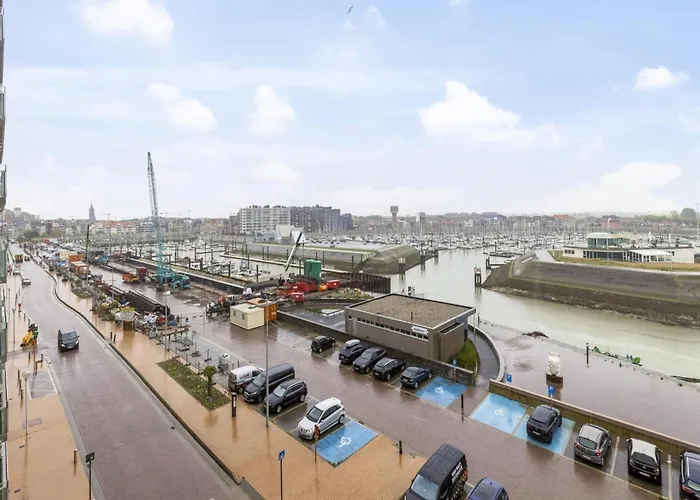 Daire In Near Marina *