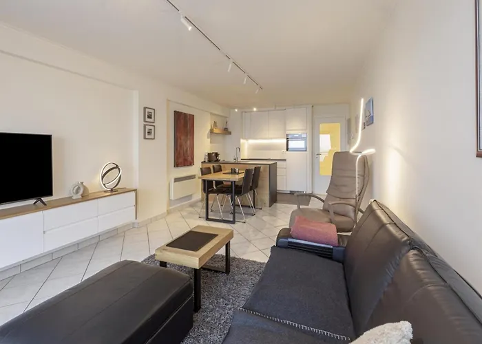 公寓 In Near Marina *